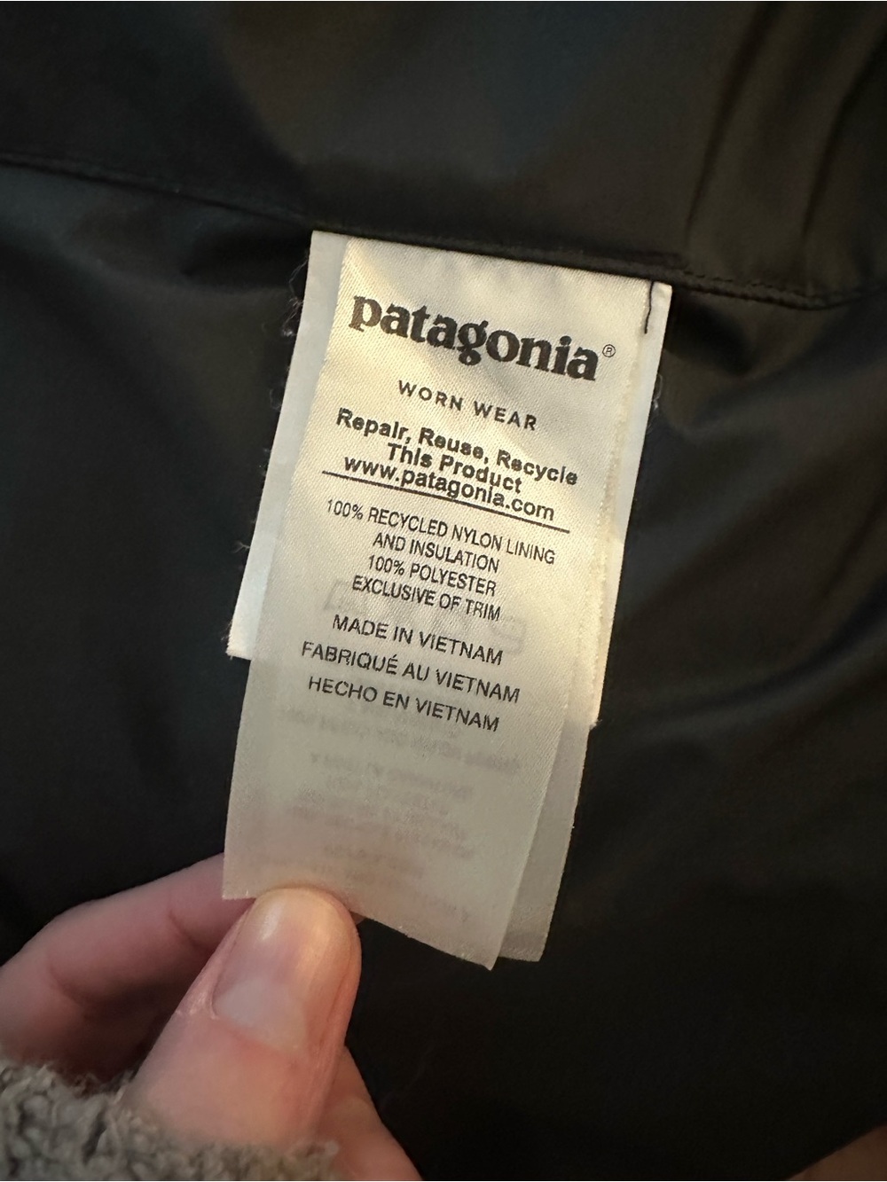 Patagonia Radalie Jacket Women’s Size Med Black Quilted Insulated Full Zip Coat - Picture 3 of 4